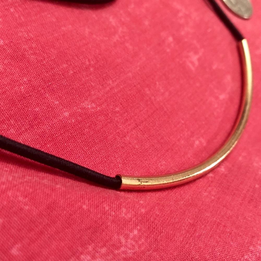 Gold Bar Necklace - Picture 5 of 7